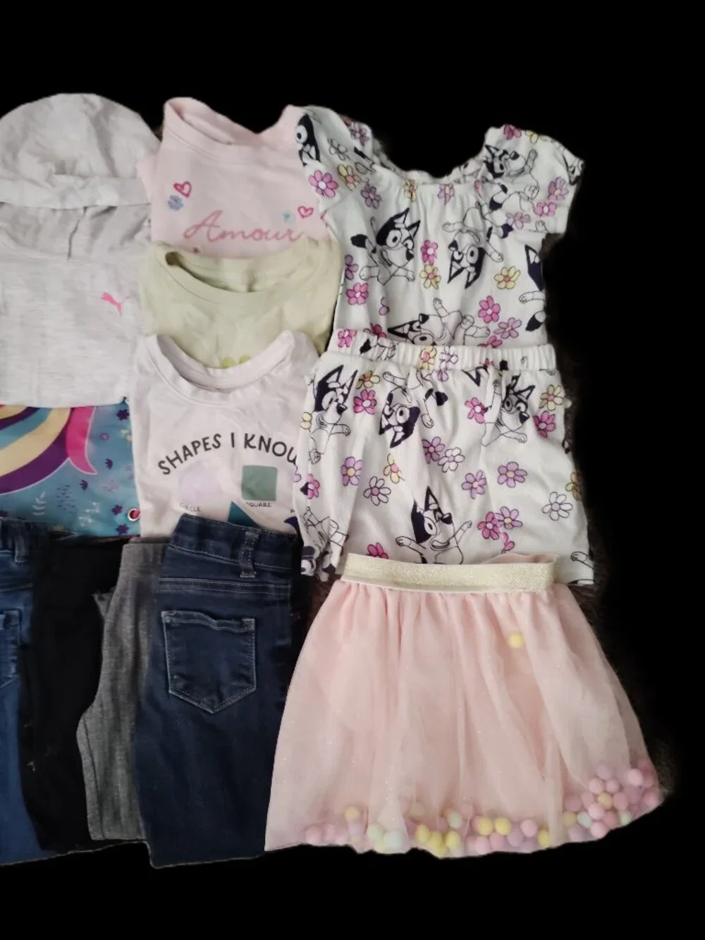 HUGE LOT OF CLOTHES TOPS JEANS OUTFITS JANIE AND JACK DISNEY NIKE~GIRLS SIZE 3T